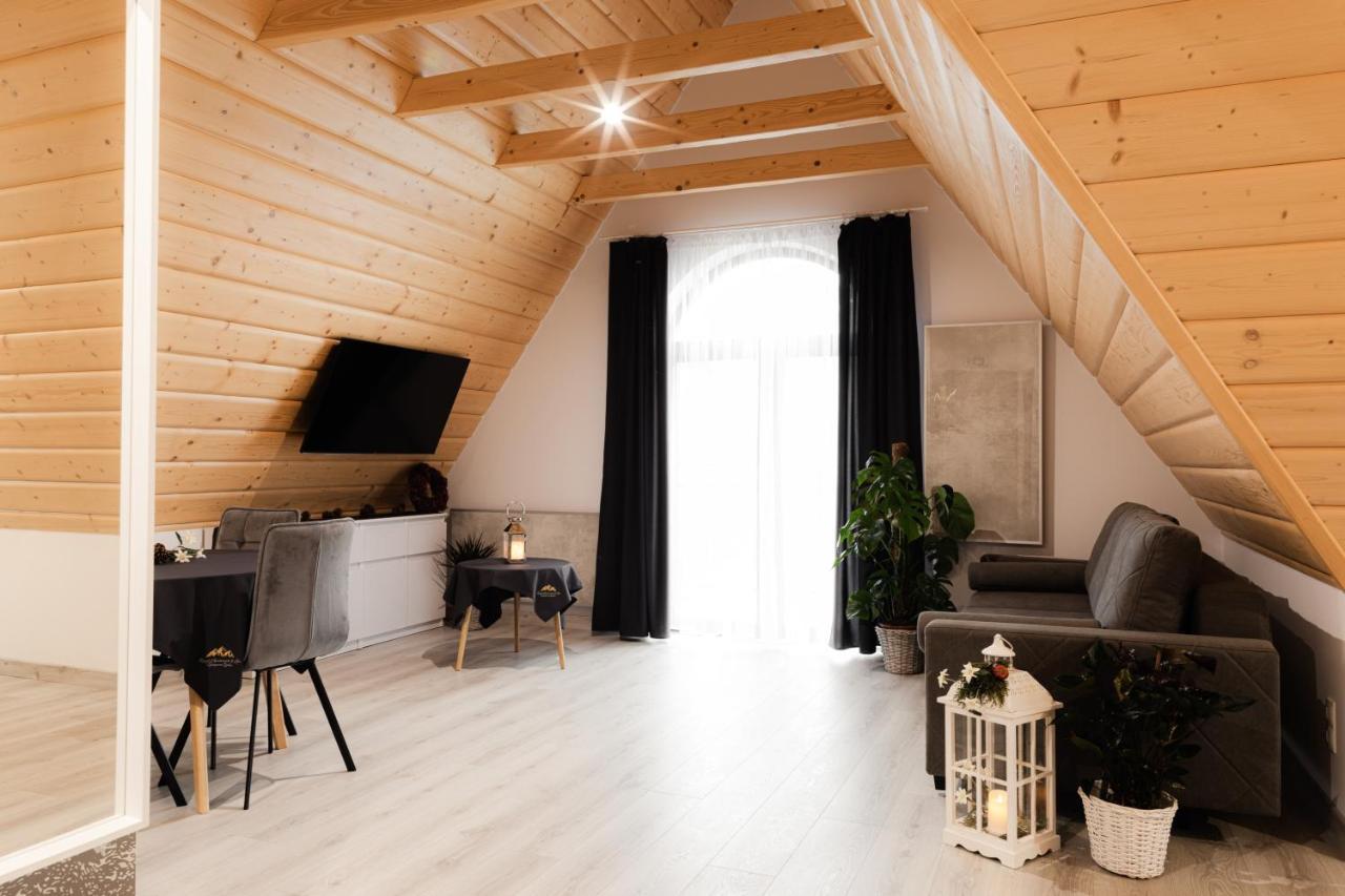 Royal Apartments & Spa Zakopane-Cyrhla ภายนอก รูปภาพ