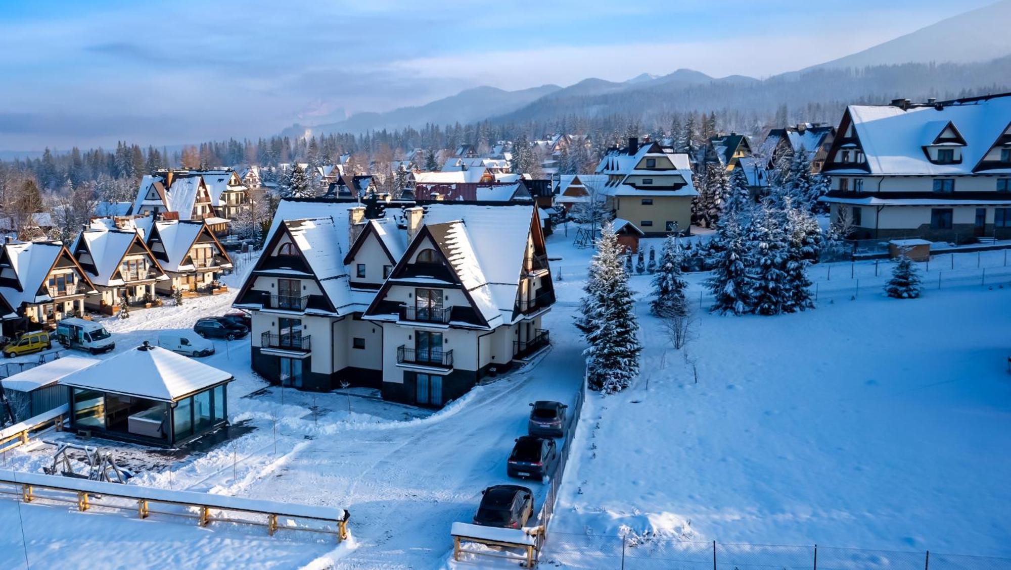 Royal Apartments & Spa Zakopane-Cyrhla ภายนอก รูปภาพ